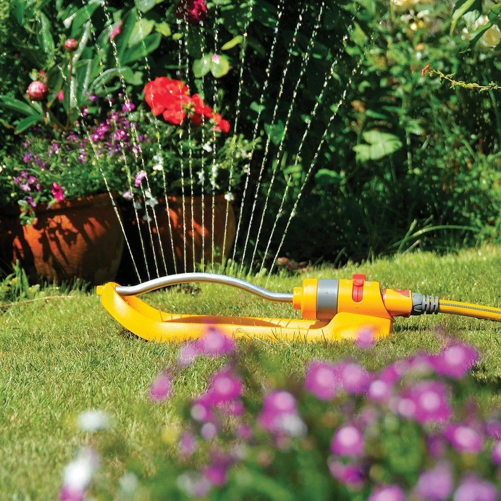 Hozelock Rectangular Sprinkler Plus 180m² 4 Hozelock Rectangular Sprinkler Plus 180m² - Image 2